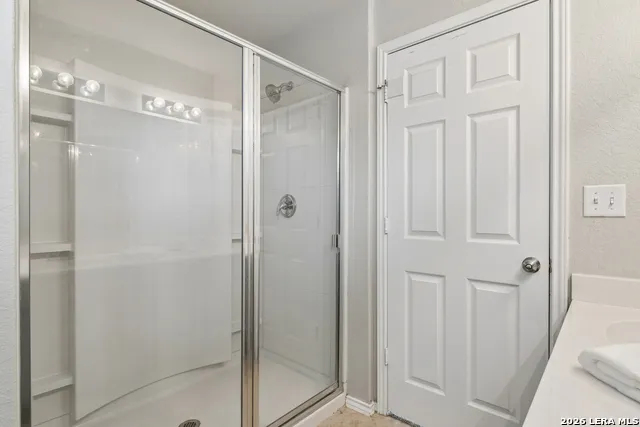 10127 ROUND RDG San Antonio, TX 78254