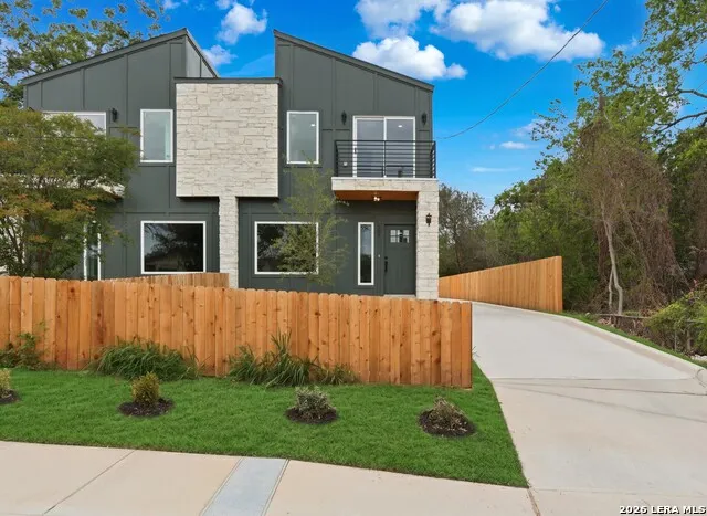 2111 VIRGINIA BLVD San Antonio, TX 78203