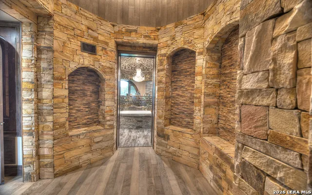 200 Skippin Stone Ln Concan, TX 78838