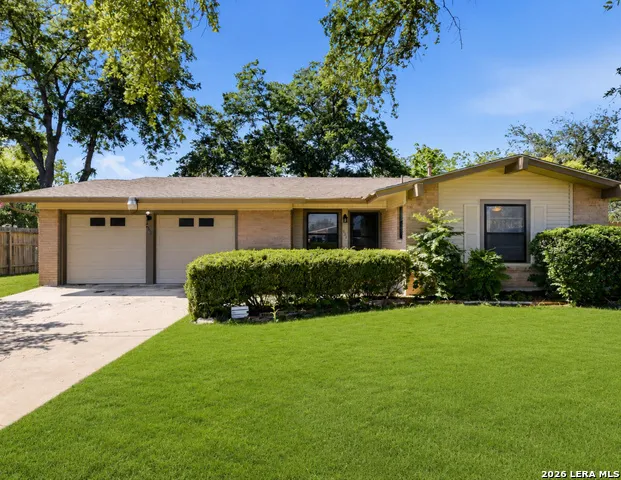 425 E Wright Blvd Universal City, TX 78148