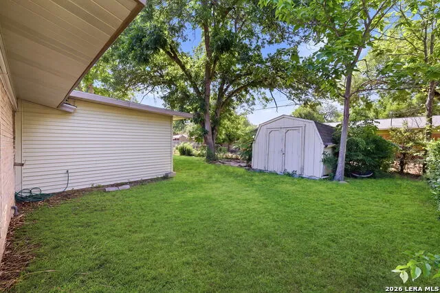 425 E Wright Blvd Universal City, TX 78148