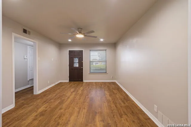 425 E Wright Blvd Universal City, TX 78148