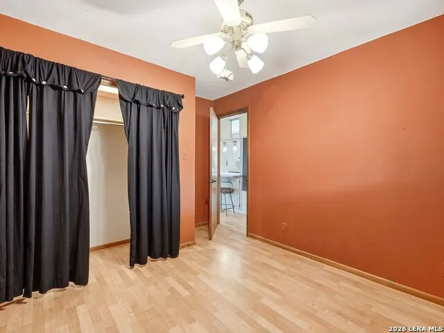 213 Cardinal Ln Fredericksburg, TX 78624