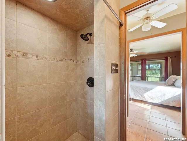 213 Cardinal Ln Fredericksburg, TX 78624
