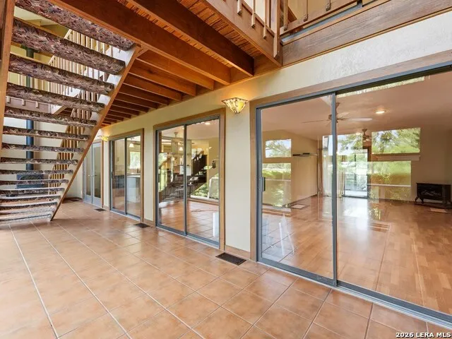 213 Cardinal Ln Fredericksburg, TX 78624