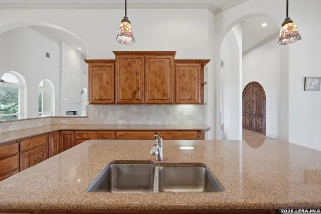 358 WHITESTONE DR Spring Branch, TX 78070