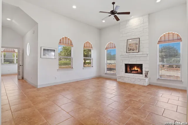 358 WHITESTONE DR Spring Branch, TX 78070