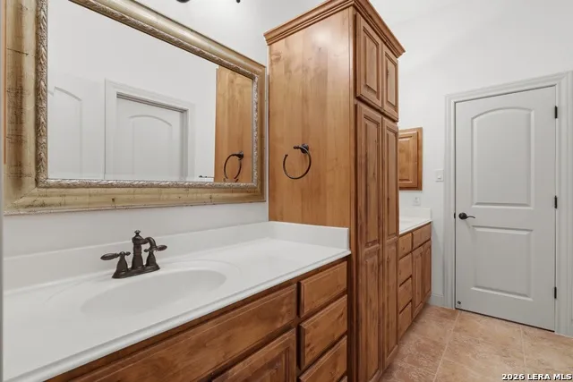 358 WHITESTONE DR Spring Branch, TX 78070