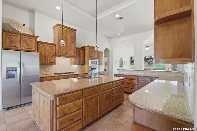 358 WHITESTONE DR Spring Branch, TX 78070