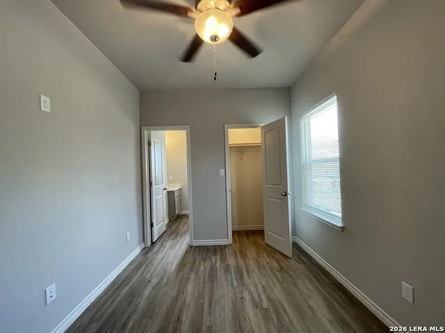 115 Peruna Marble Falls, TX 78654