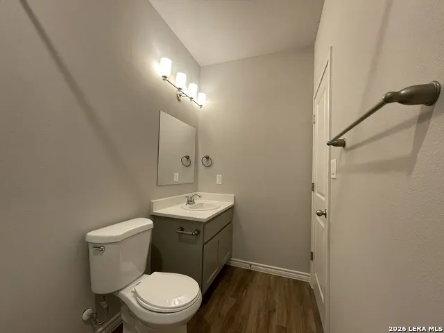115 Peruna Marble Falls, TX 78654