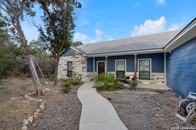 2298 FULLER DR Canyon Lake, TX 78133