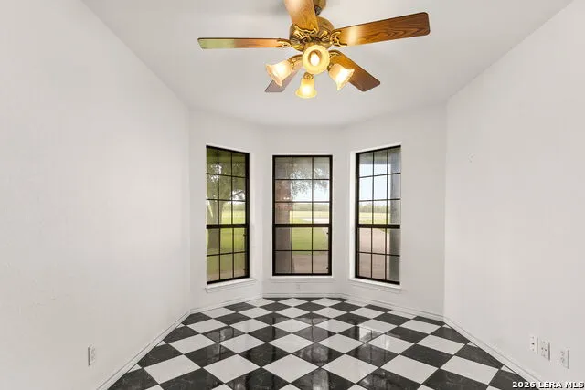 16567 Fm 725 Seguin, TX 78155