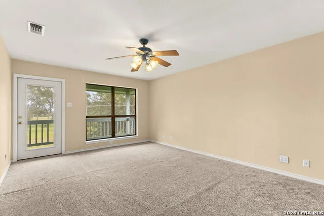 16567 Fm 725 Seguin, TX 78155