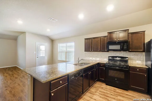5246 Blue Ivy Bulverde, TX 78163