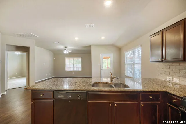 5246 Blue Ivy Bulverde, TX 78163