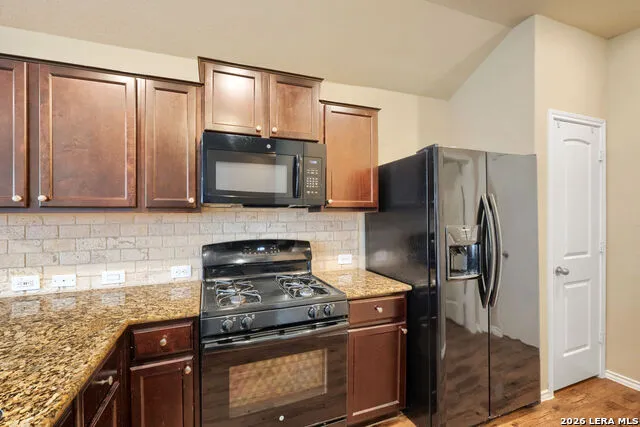 5246 Blue Ivy Bulverde, TX 78163