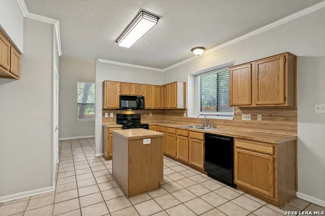 3512 William Scarbrough Schertz, TX 78154