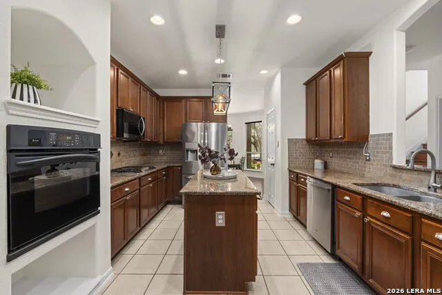 1214 Willow Knoll San Antonio, TX 78258