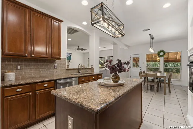 1214 Willow Knoll San Antonio, TX 78258