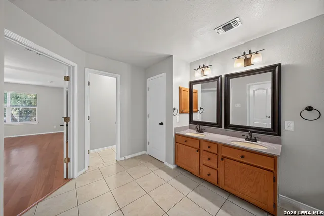 104 Cloud Crossing Cibolo, TX 78108