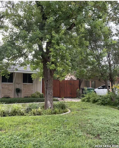 8306 Staton Dr San Antonio, TX 78224