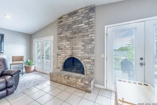 16611 BURR HILL ST San Antonio, TX 78247