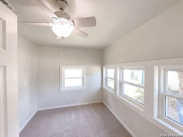 725 KELLY ST Poteet, TX 78065