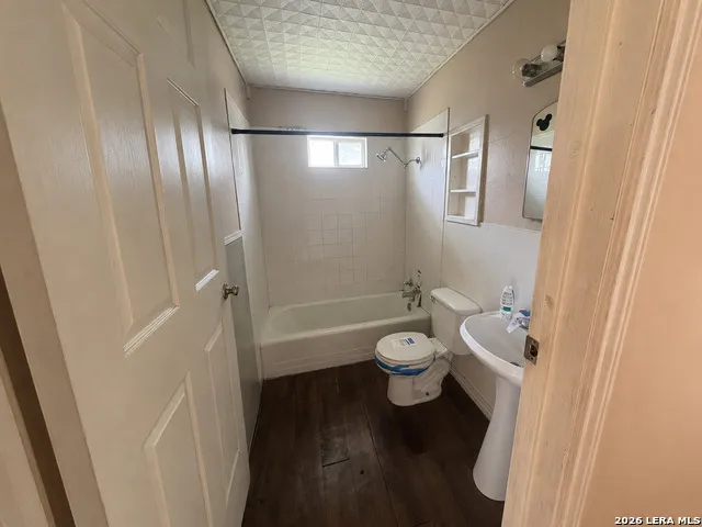 3138 LINN RD San Antonio, TX 78223