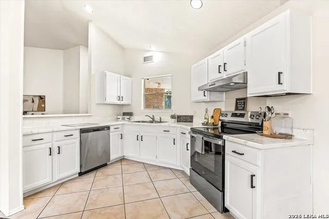 7810 Forest Briar Live Oak, TX 78233