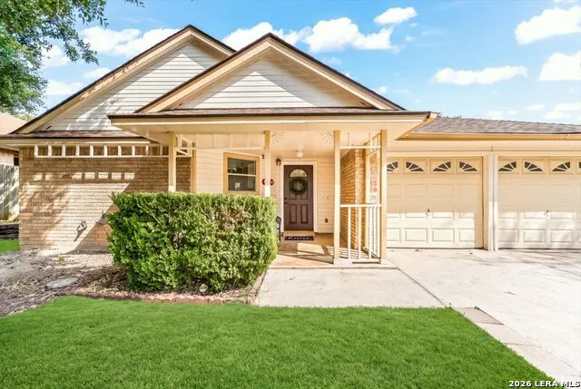 7810 Forest Briar Live Oak, TX 78233