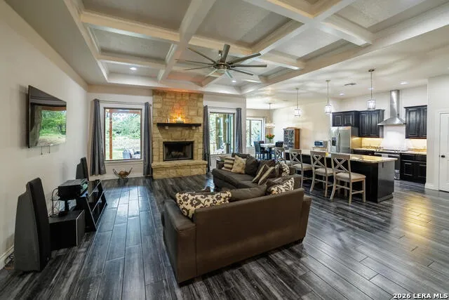 2127 Oakwood New Braunfels, TX 78132