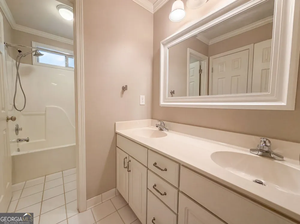 2299 Camden DR SW Marietta, GA 30064