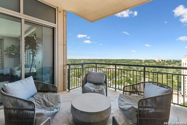 4242 Broadway #APT 1704 San Antonio, TX 78209