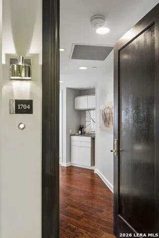 4242 Broadway #APT 1704 San Antonio, TX 78209