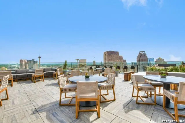 123 Lexington #APT 1406 San Antonio, TX 78205