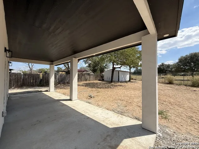 3274 N IH 35 Natalia, TX 78059