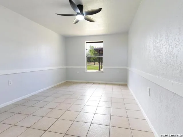 730 COUNTY ROAD 664 Devine, TX 78016
