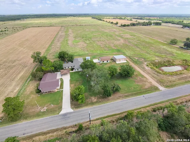 730 COUNTY ROAD 664 Devine, TX 78016