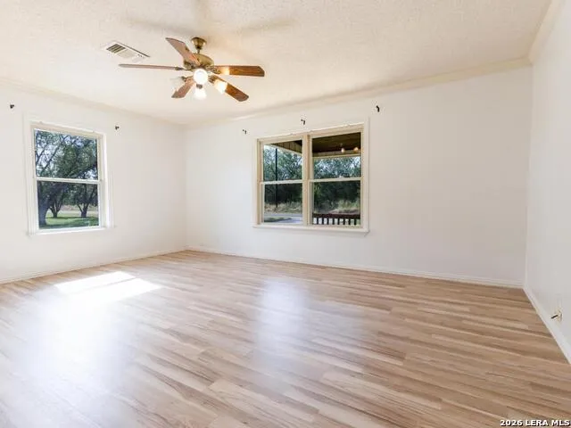 730 COUNTY ROAD 664 Devine, TX 78016