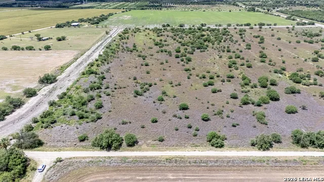 217 Lowe Rd. Quemado, TX 78877