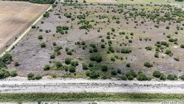 355 Lowe Rd. Quemado, TX 78877