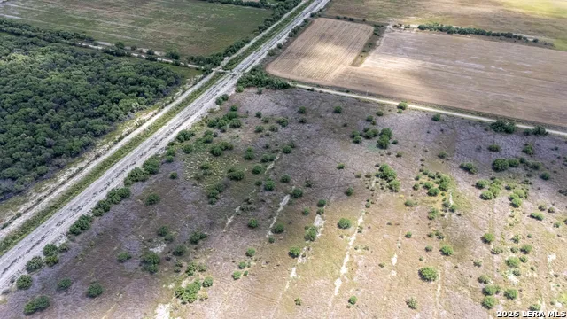 355 Lowe Rd. Quemado, TX 78877