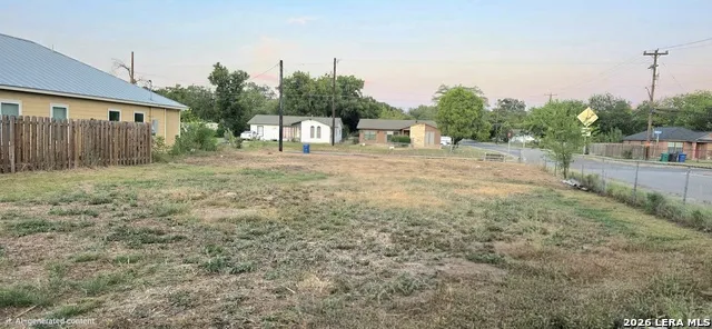 2931 Tillie San Antonio, TX 78222