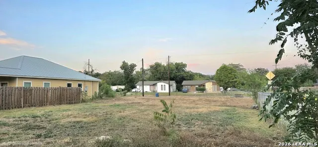 2931 Tillie San Antonio, TX 78222