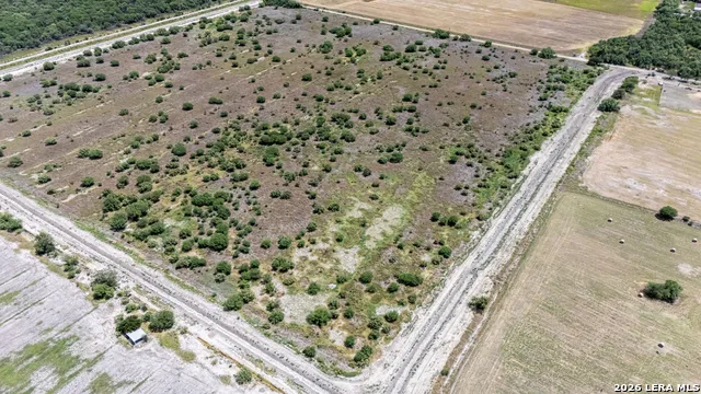 245 Lowe Rd. Quemado, TX 78877