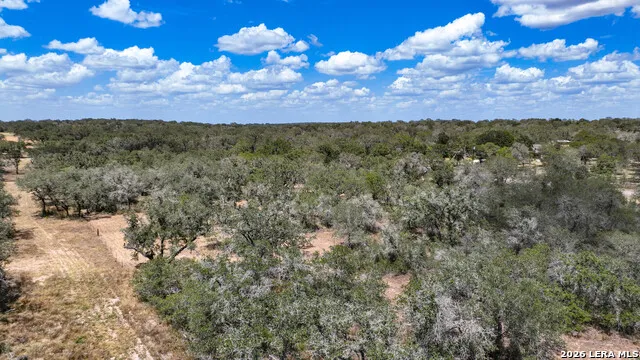 20 Clear Lake Loop Poteet, TX 78065