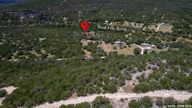 124 FAHRIG RD Leakey, TX 78873