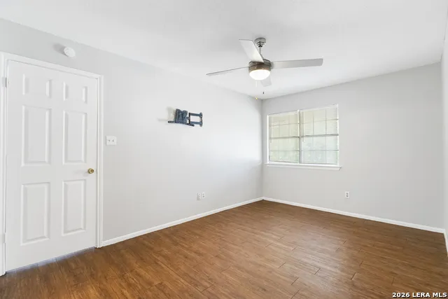 6710 WINDSOR HOLW San Antonio, TX 78239