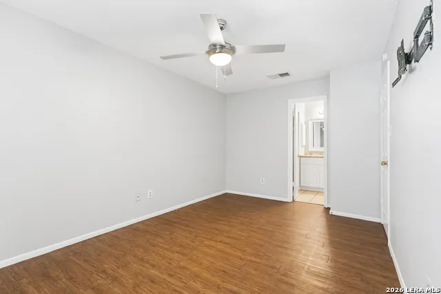 6710 WINDSOR HOLW San Antonio, TX 78239
